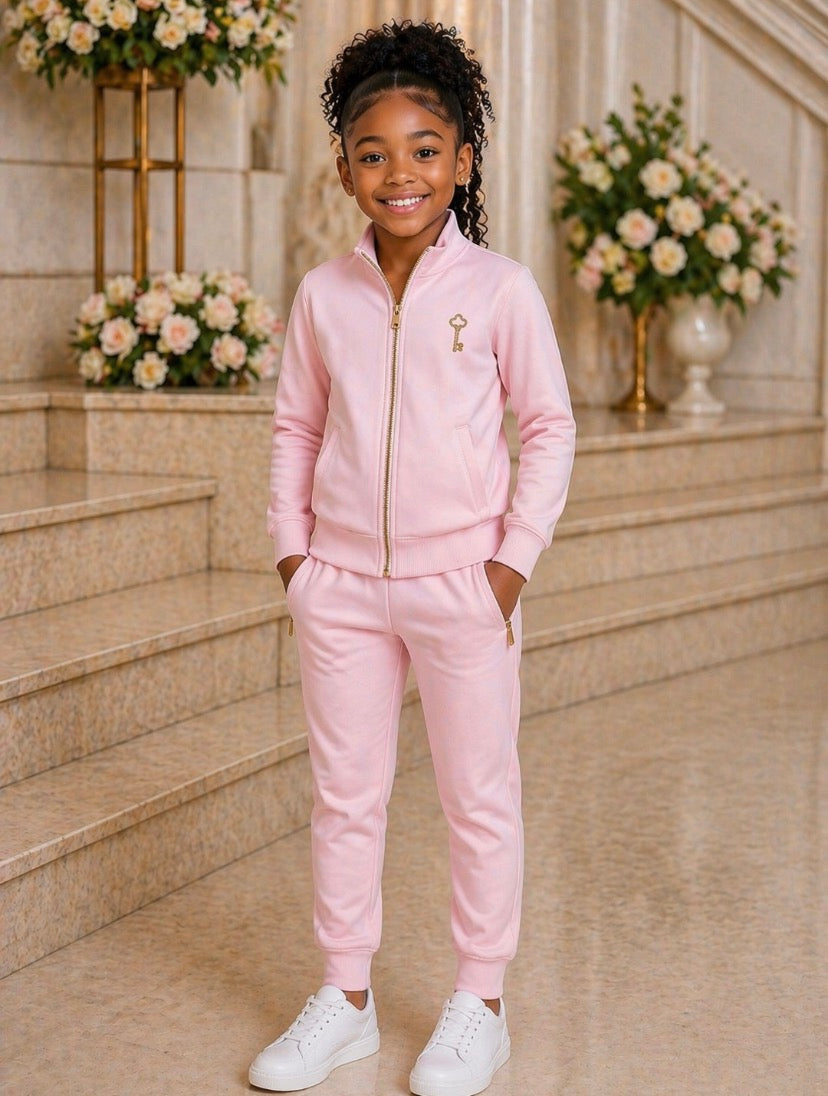 “I am powerful, beautiful, and destined for greatness.”
“Little Queen Set – Speak It Into Existence”