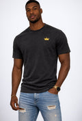 Think beyond limits. KB Noir Crest Tee -shirts